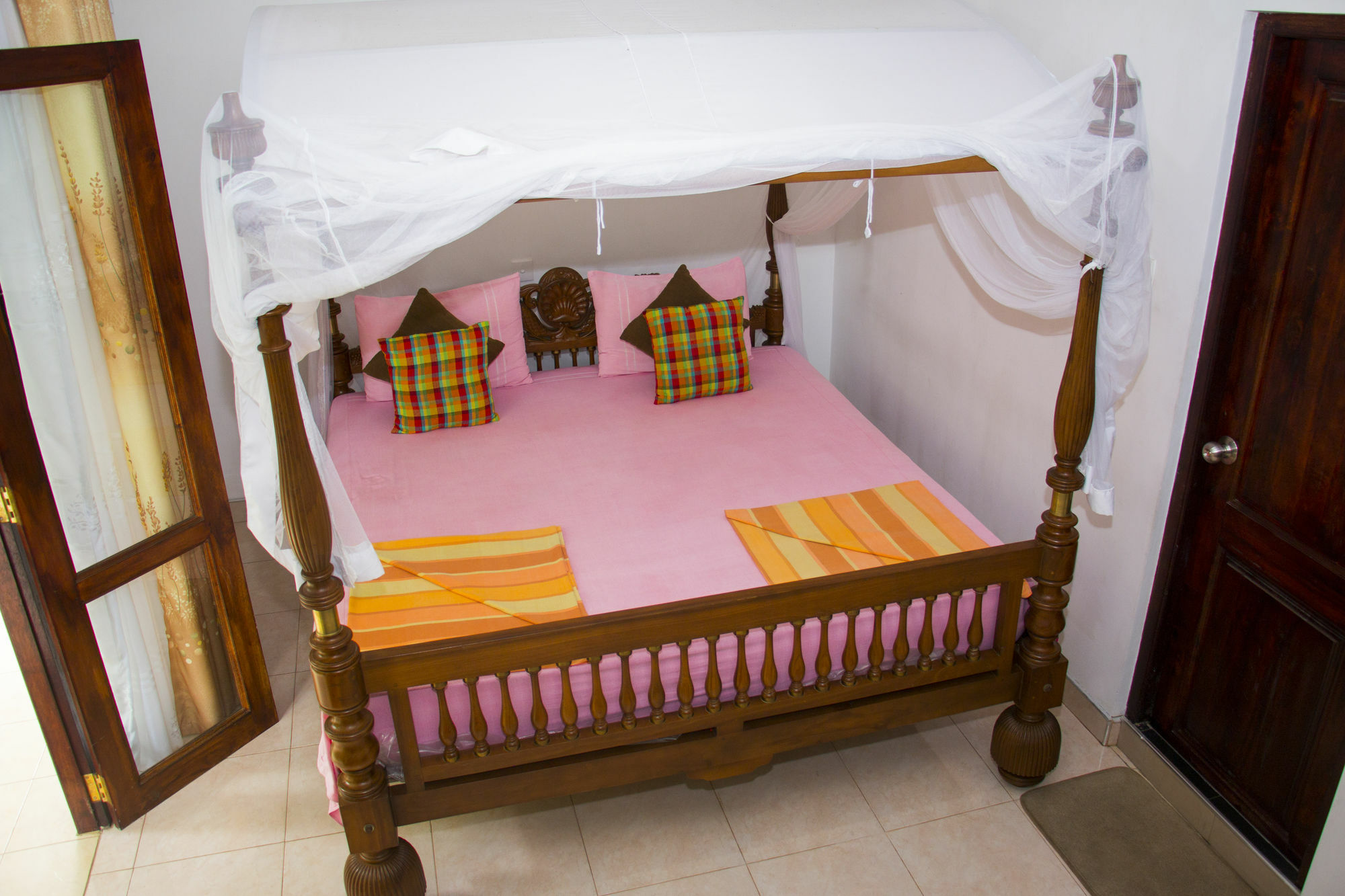 Ganthera Residence Katugastota 外观 照片